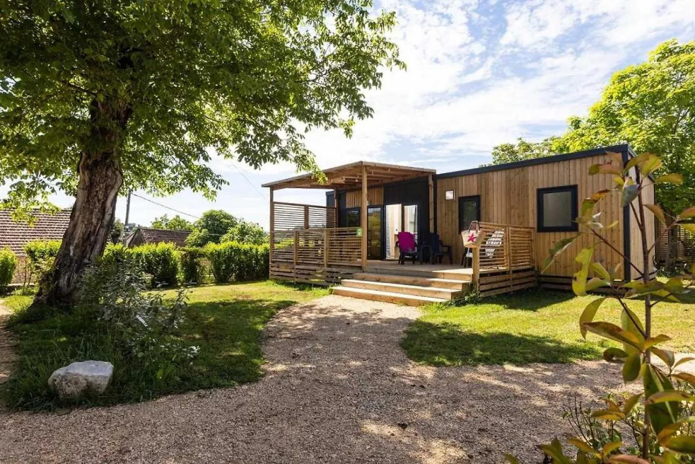 Camping 4 Etoiles - Piscine - Eeicab Thegra